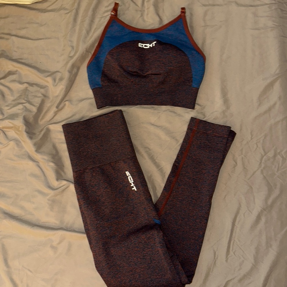 Echt burgundy set